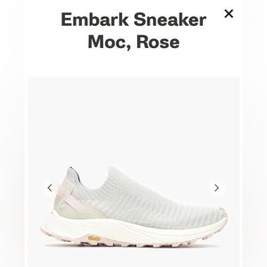 Merrell Embark Moc sneakers pull-on size 7.5, worn once! Brand new condition